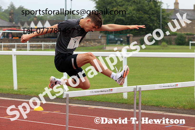 Boys hurdles, 2025 Northumberland Schools Track and Fields, Wentworth, Hexham. Photo: David T. Hewitson/Sports for All Pics